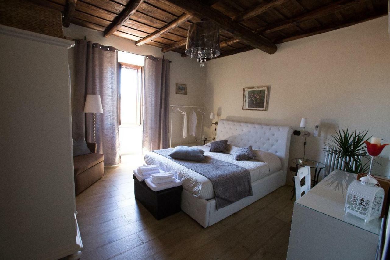 La Finestra Sul Borgo Appartement Bracciano  Buitenkant foto