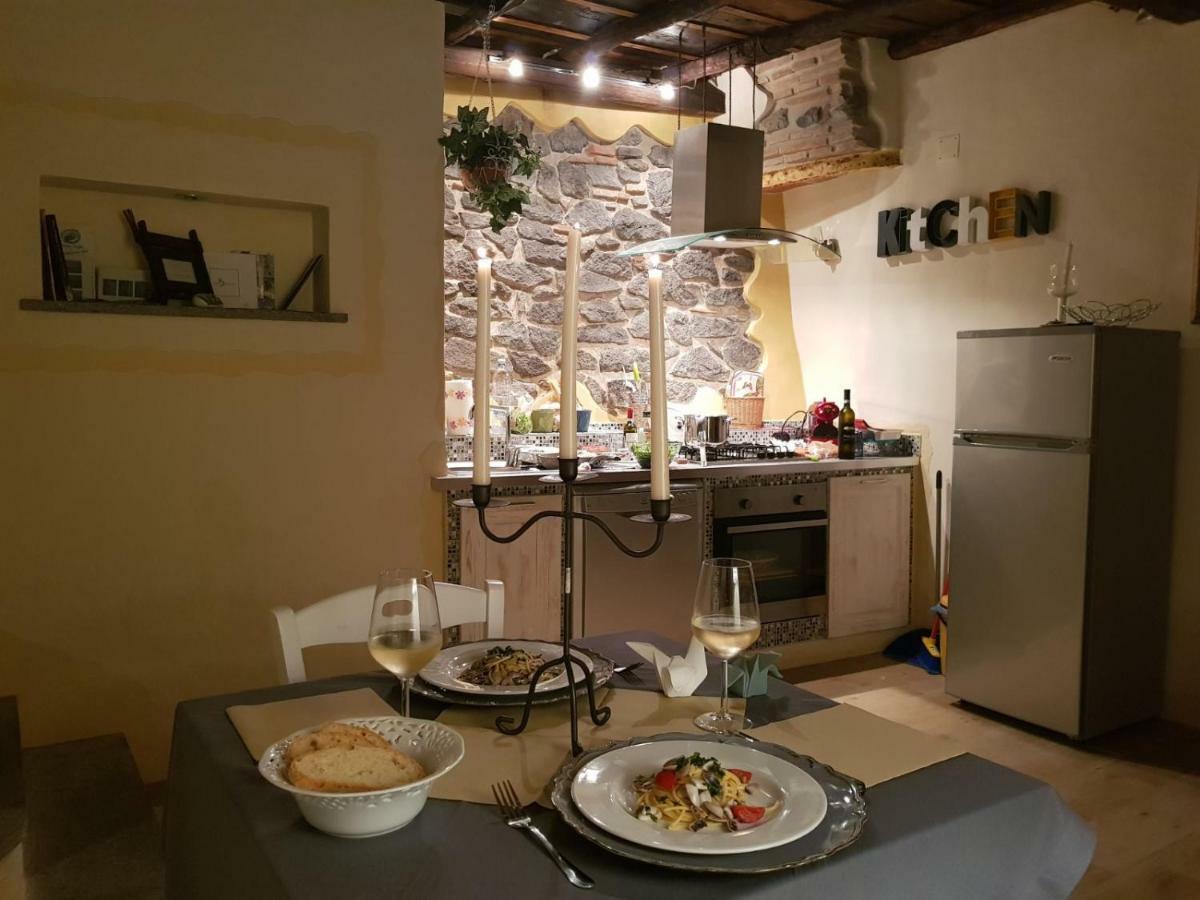 La Finestra Sul Borgo Appartement Bracciano  Buitenkant foto